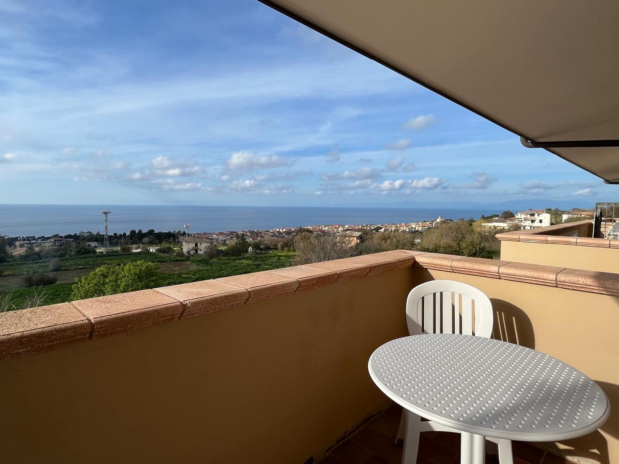 Residenza Domus Aurea Tropea- Vista Mare Hotel Santa Domenica  Exterior photo